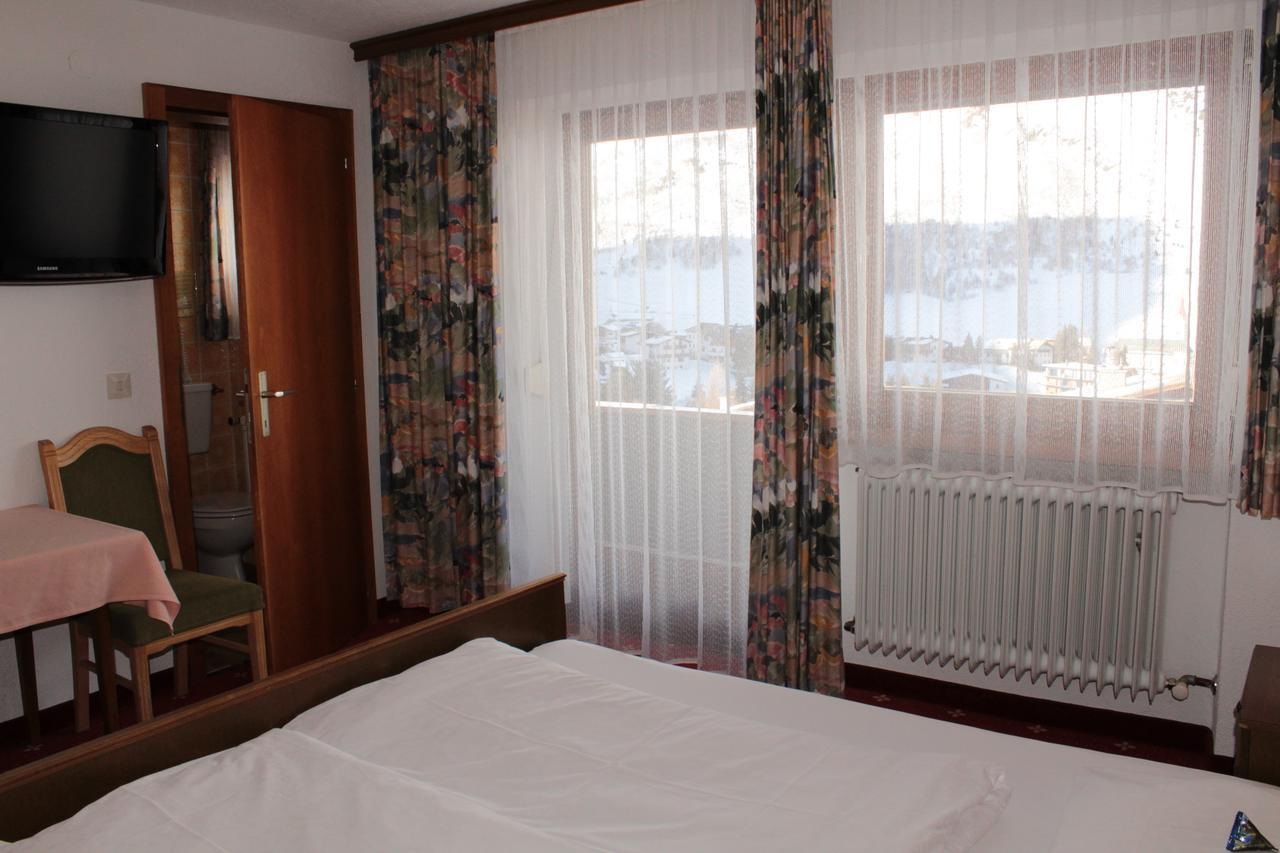 Hotel Valisera Galtür エクステリア 写真